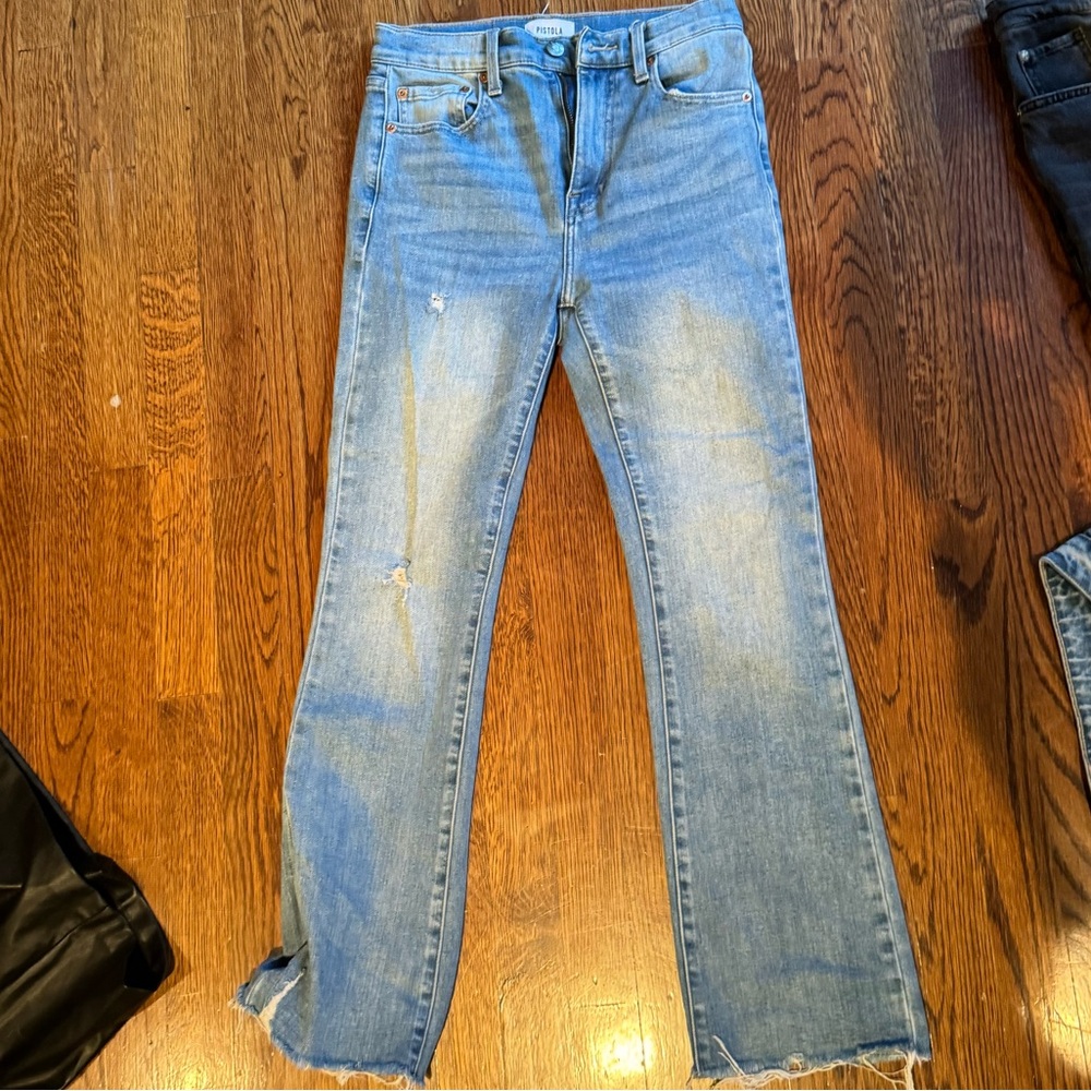 Women’s pistola blue jeans size 26